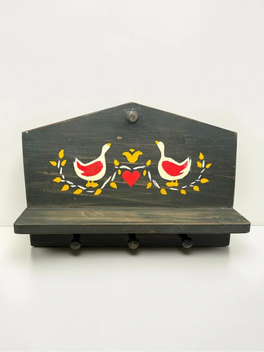 Vintage 80s Wooden Shelf w/ Pegs & Hand Painted Geese & Hearts Rack Trinket EUC